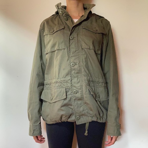 Green cargo jacket Old Navy with hood - Picture 2 of 4